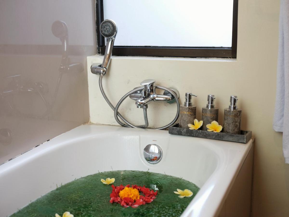 Suarsena Bisma Hotel Ubud Buitenkant foto